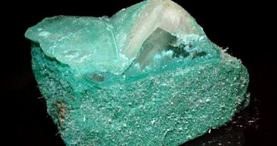 seledynowy kamień naturalny