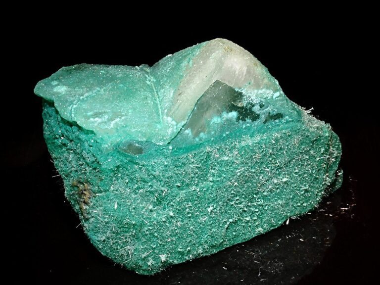 seledynowy kamień naturalny