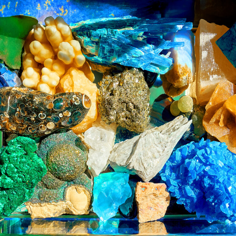 kolekcja kamieni Oktawia Sanga