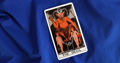 the devil tarot znaczenie karty z numerem XV